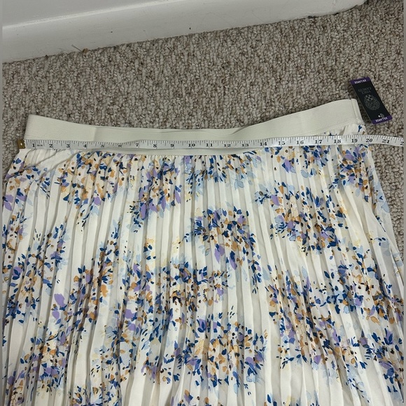 Vince Camuto Pleated Midi Skirt in White and Blue size XXL new with tag - Picture 5 of 8